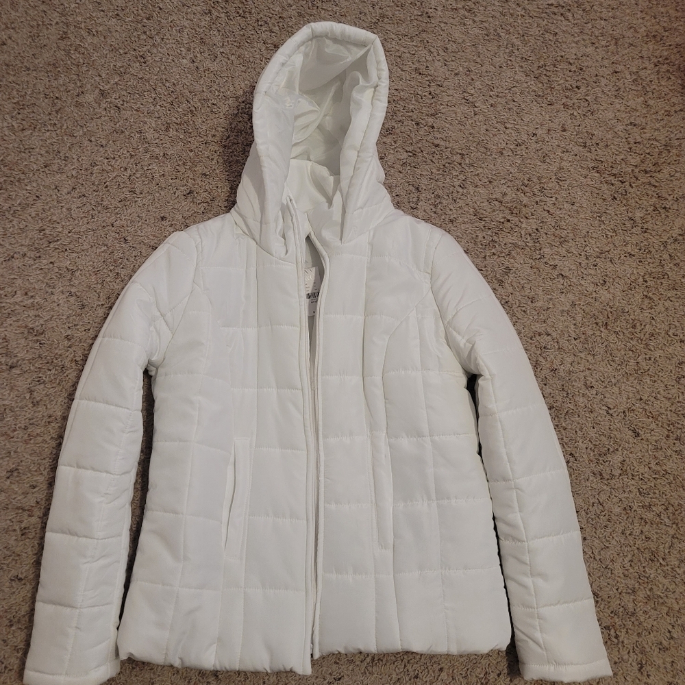 White Quilted Hooded Jacket Size Large